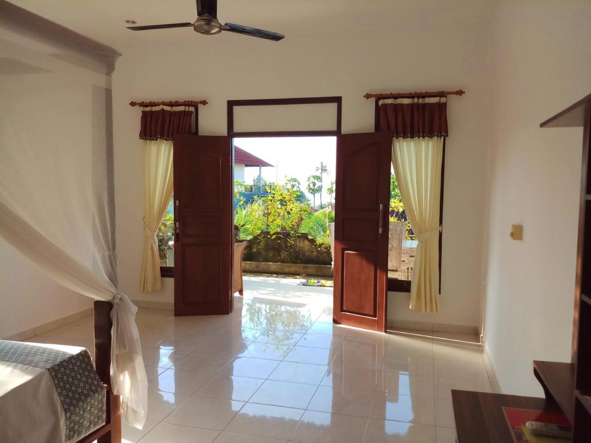 Rumah Wayans Lipah Амед Экстерьер фото